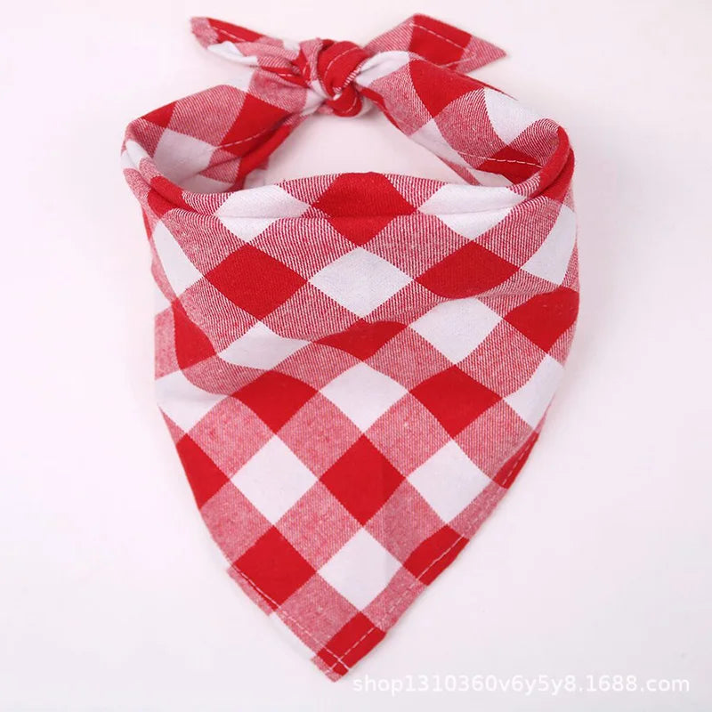 Classic Red Black Plaid Pet Dog Bandana Cat Puppy Pet Dog Accessories Pet Neckerchief Scarf Dog Saliva Towel